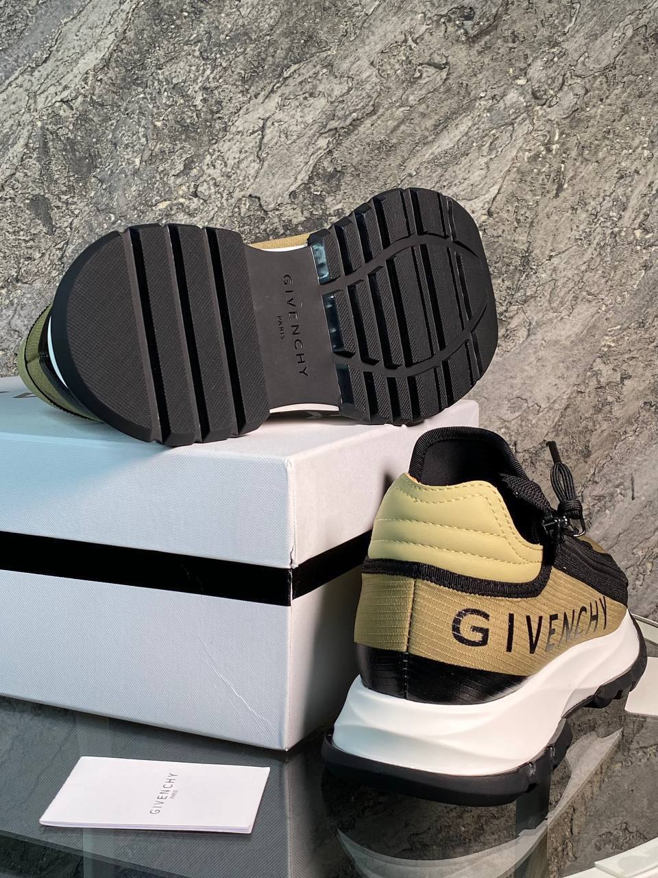 Givenchy стильные бежевые кроссовки BP-51676 Givenchy стильные бежевые кроссовки BP-51676