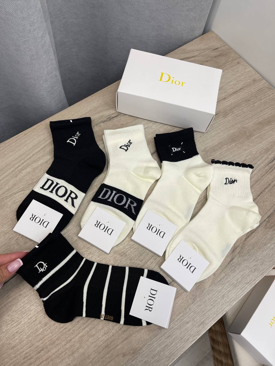 Носки люкс Christian Dior BP-48825 Носки люкс Christian Dior BP-48825