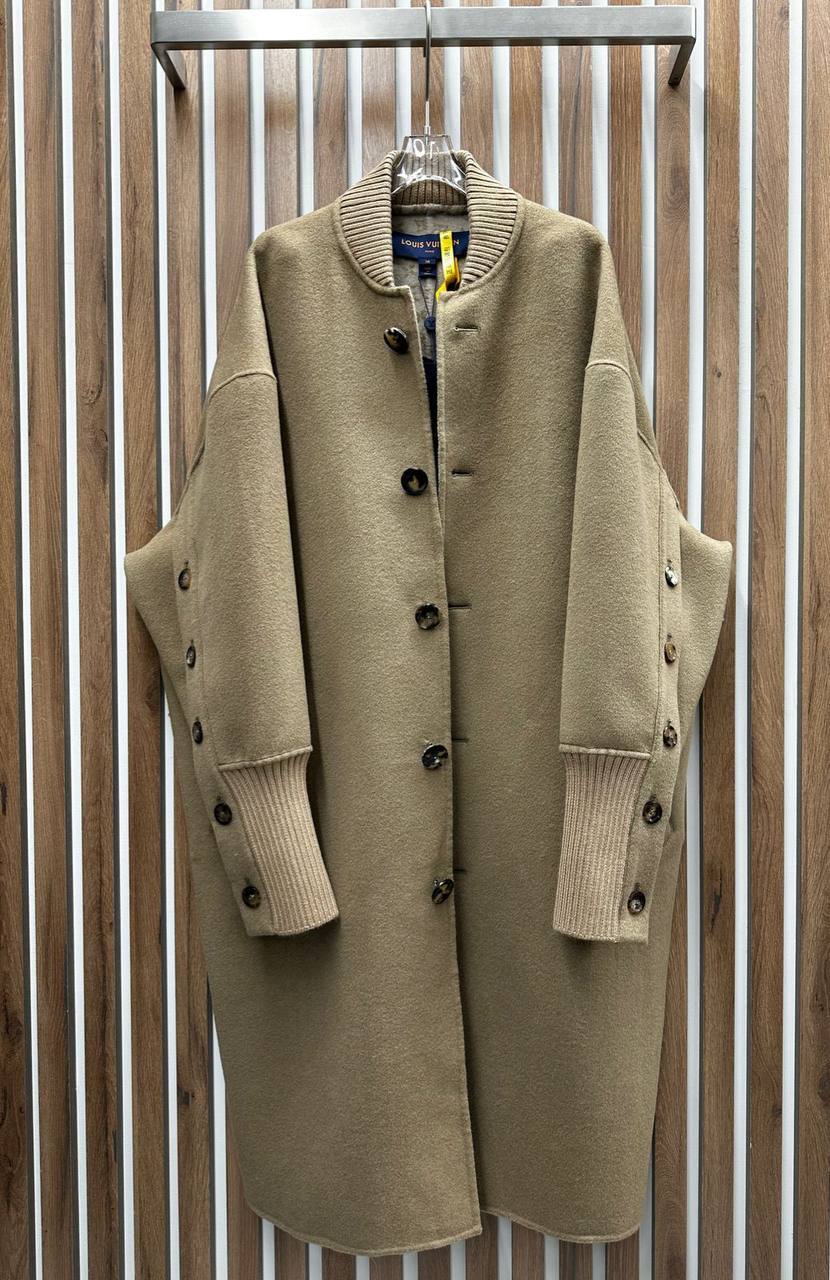 Трендовое пальто Louis Vuitton BP-43821 Трендовое пальто Louis Vuitton BP-43821