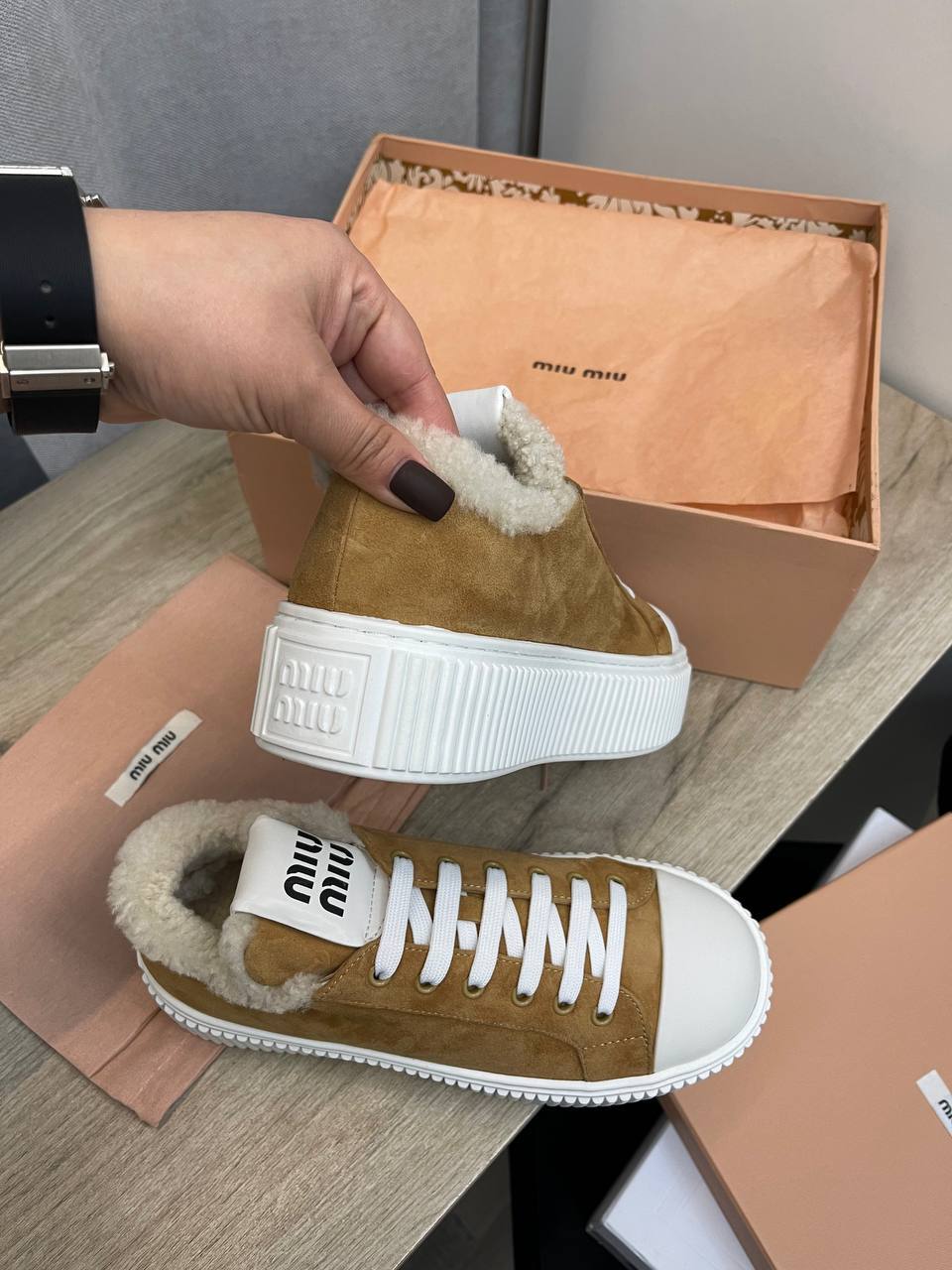 Трендовые женские кеды Miu Miu BP-41407 Трендовые женские кеды Miu Miu BP-41407