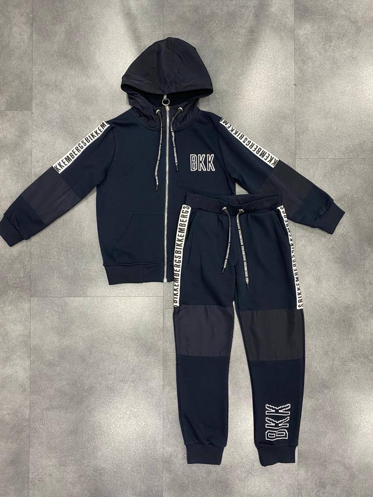 Спортивный Bikkembergs костюм BP-18158 Спортивный Bikkembergs костюм BP-18158