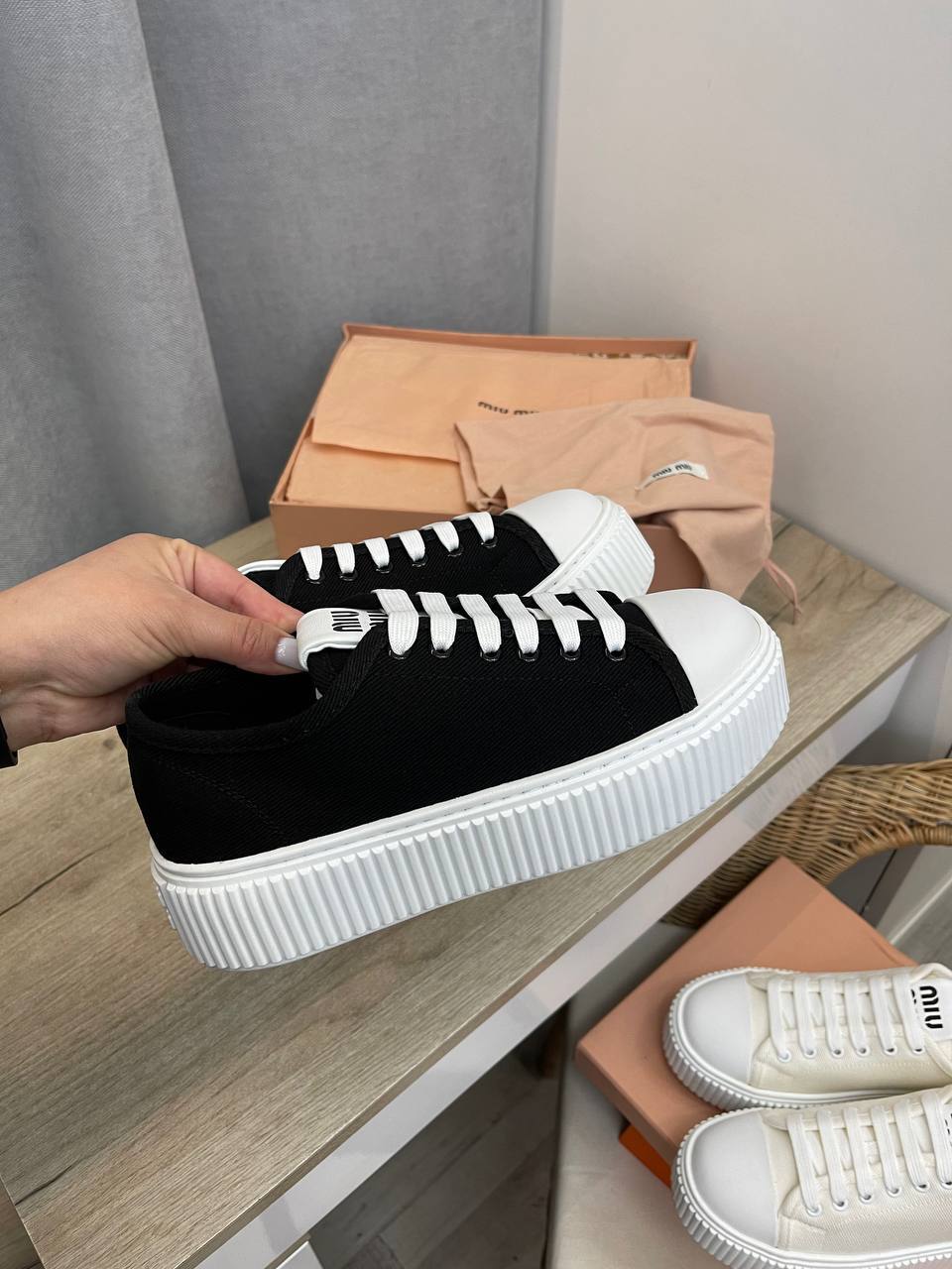 Повседневные женские кеды Miu Miu BP-50301 Повседневные женские кеды Miu Miu BP-50301