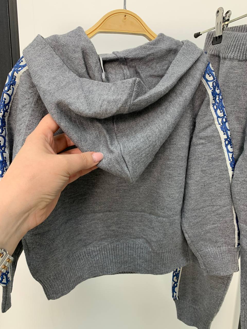 Спортивный костюм Christian Dior BP-15350 Спортивный костюм Christian Dior BP-15350