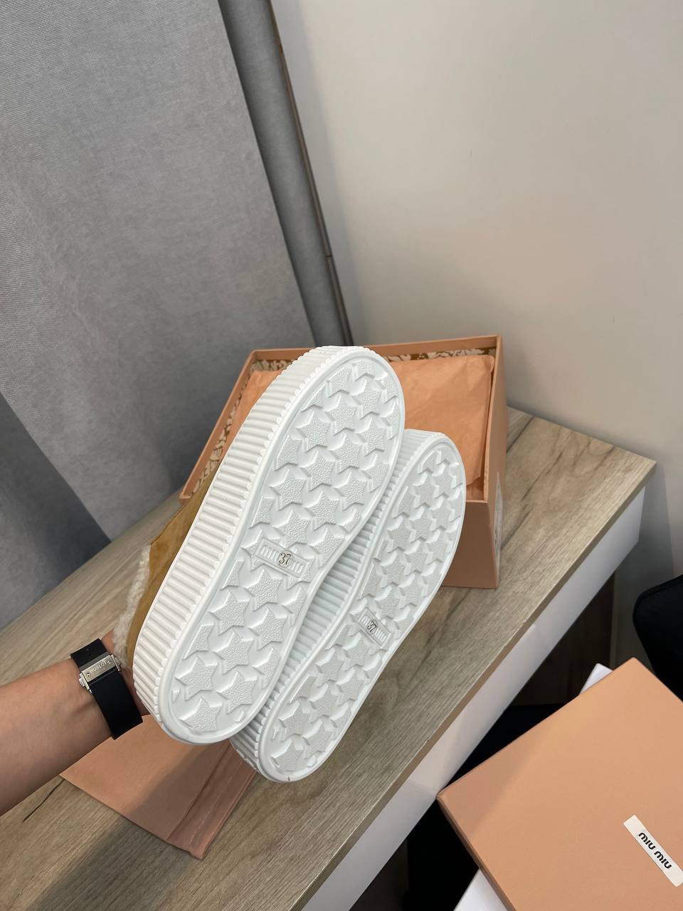 Трендовые женские кеды Miu Miu BP-41407 Трендовые женские кеды Miu Miu BP-41407