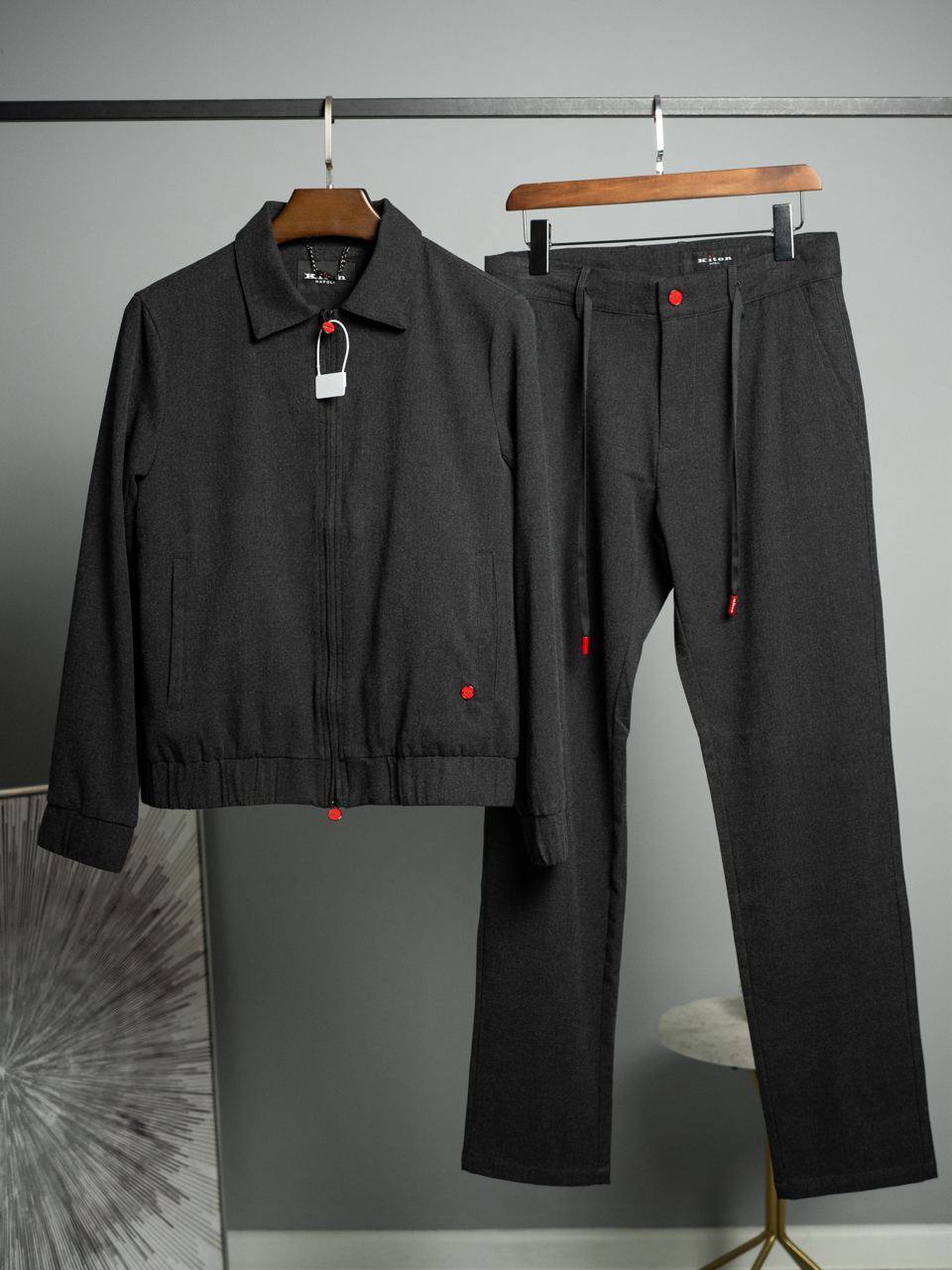 Kiton костюм мужской BP-53317 Kiton костюм мужской BP-53317