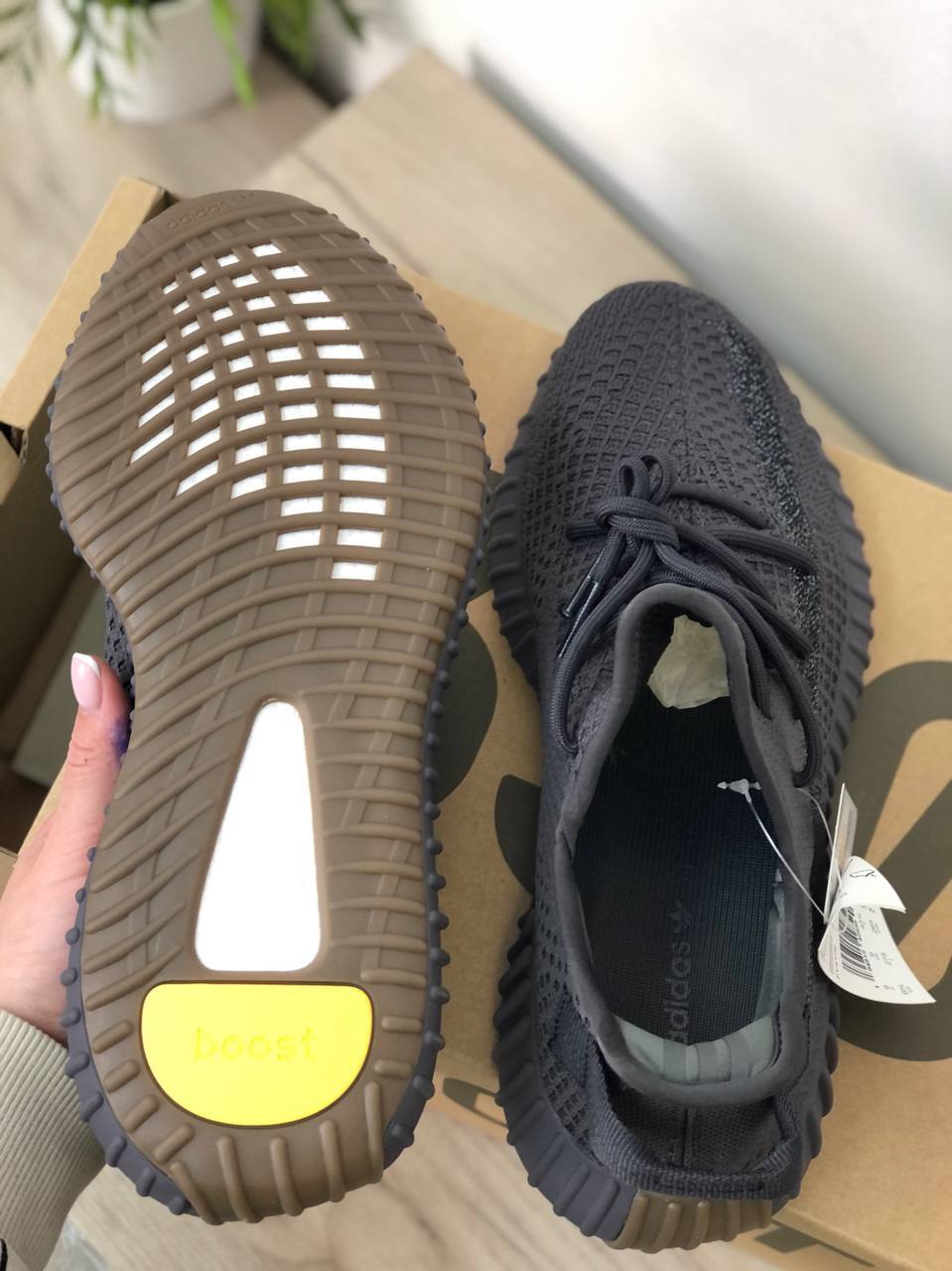 ADIDAS YEEZY 350 высокие кроссовки BP-31102 ADIDAS YEEZY 350 высокие кроссовки BP-31102
