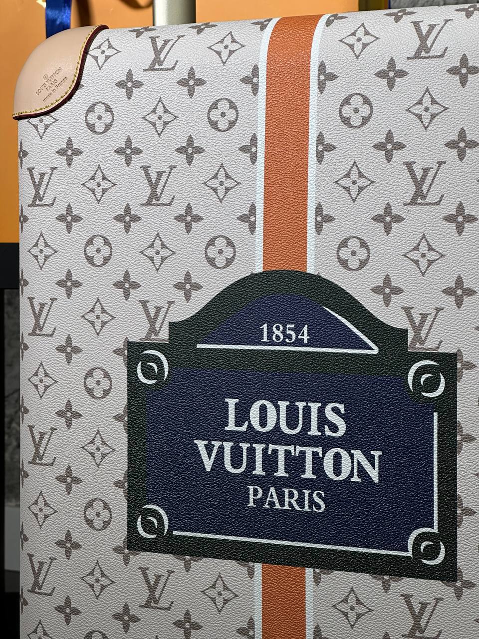 Чемодан для поездок Louis Vuitton BP-40215 Чемодан для поездок Louis Vuitton BP-40215