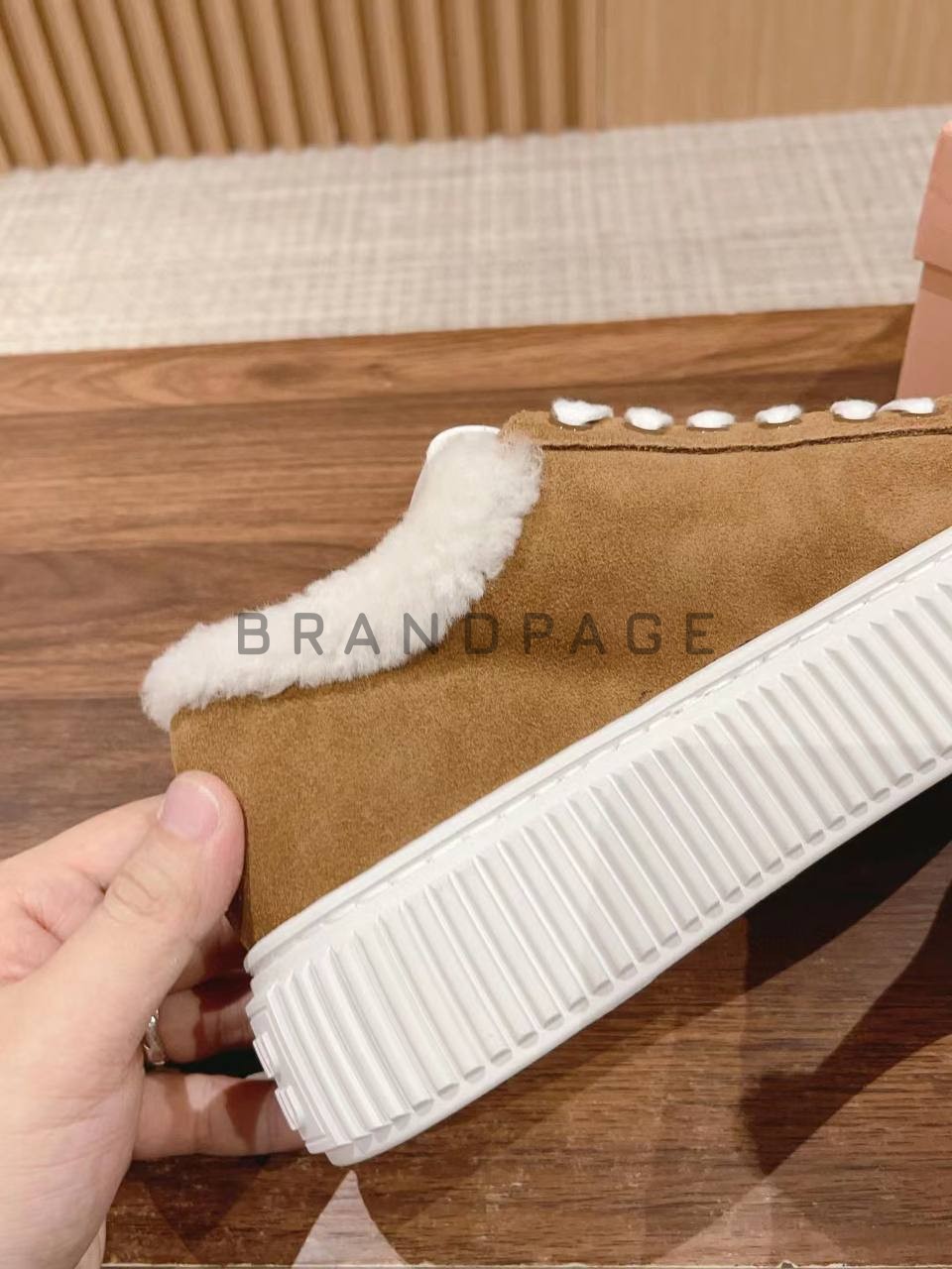 Кроссовки меховые Miu Miu BPLUX12434 Кроссовки меховые Miu Miu BPLUX12434