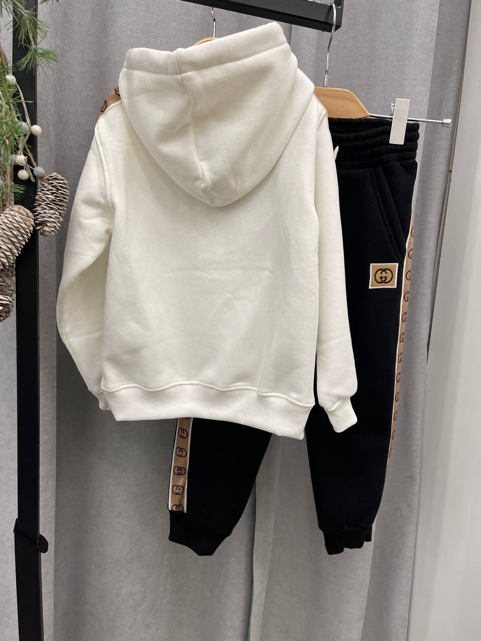 Спортивный костюм Gucci BP-44830 Спортивный костюм Gucci BP-44830