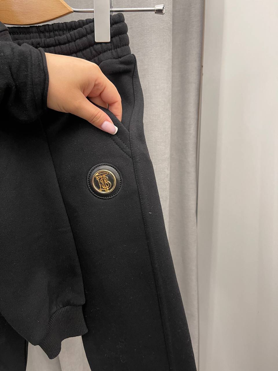 Спортивный костюм Burberry BP-45098 Спортивный костюм Burberry BP-45098