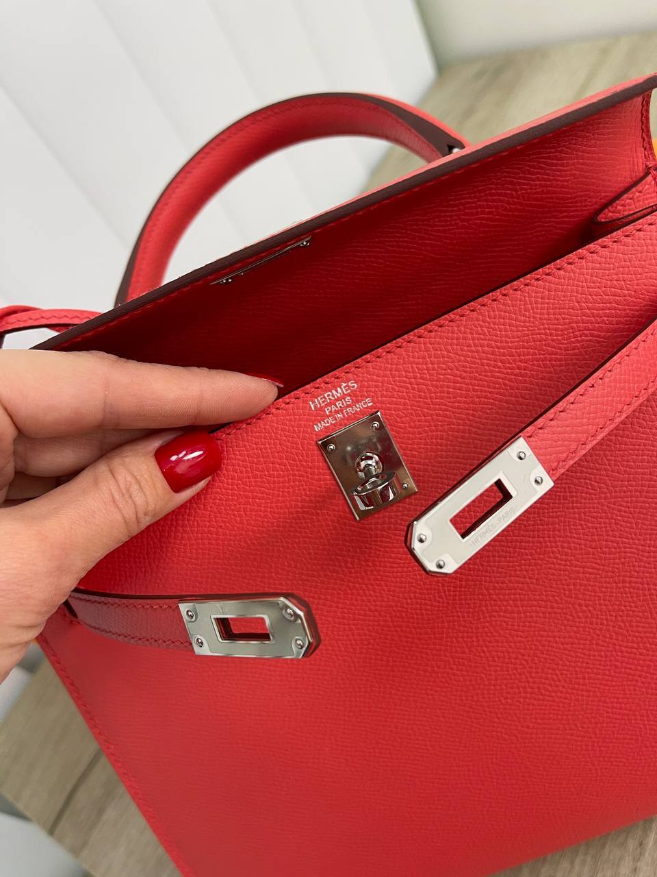 Коллекционная женская сумка Kelly, 25 Epsom Hermes BP-23262 Коллекционная женская сумка Kelly, 25 Epsom Hermes BP-23262