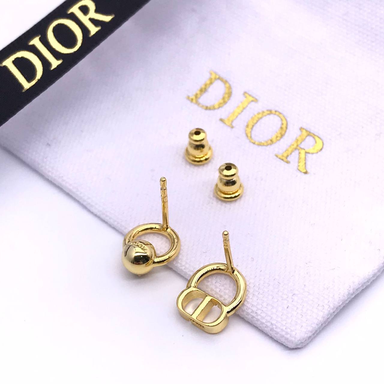 Дизайнерские серьги Christian Dior BP-15073 Дизайнерские серьги Christian Dior BP-15073