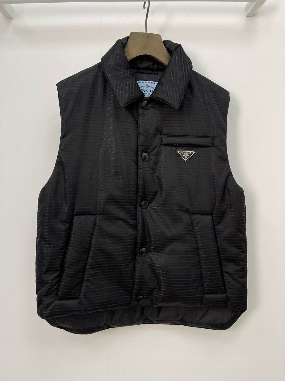 Жилет Prada премиальный BP-20271 Жилет Prada премиальный BP-20271