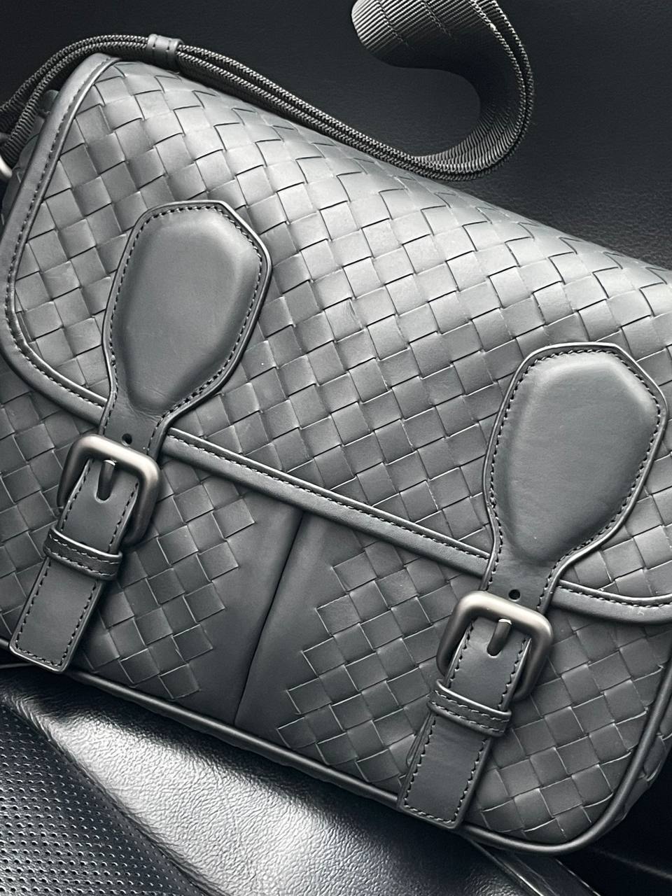 Мессенджер повседневный Bottega Veneta BP-27201 Мессенджер повседневный Bottega Veneta BP-27201