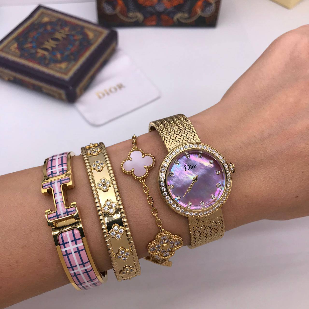 Часы стильные Christian Dior BP-52992 Часы стильные Christian Dior BP-52992