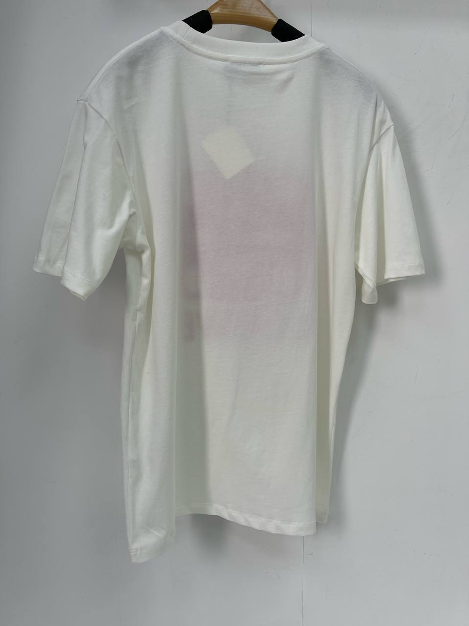 Коллекционная футболка Loewe женская BP-25782 Коллекционная футболка Loewe женская BP-25782