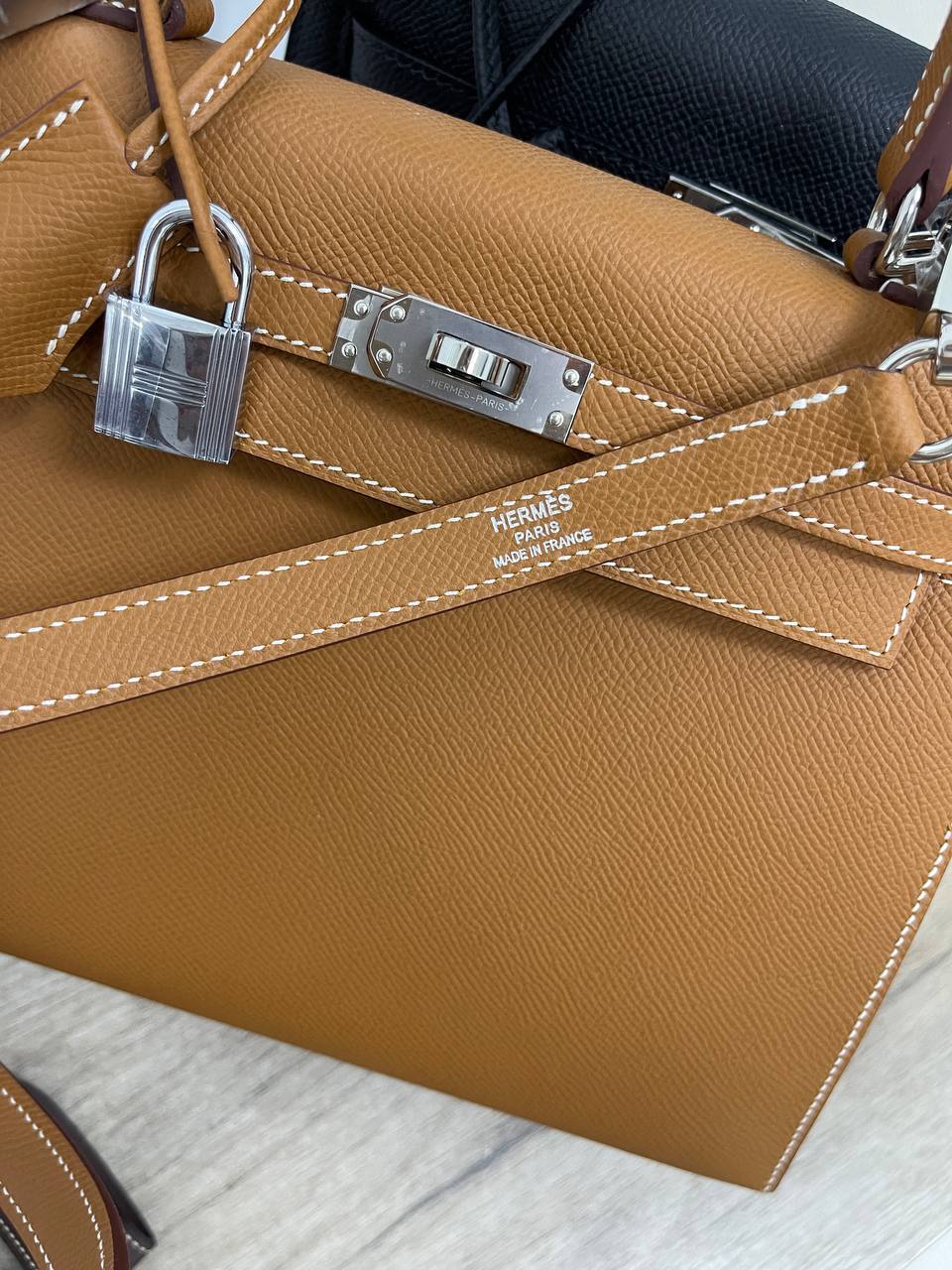 Элитная сумка женская Kelly, 25 Epsom Hermes BP-24335 Элитная сумка женская Kelly, 25 Epsom Hermes BP-24335