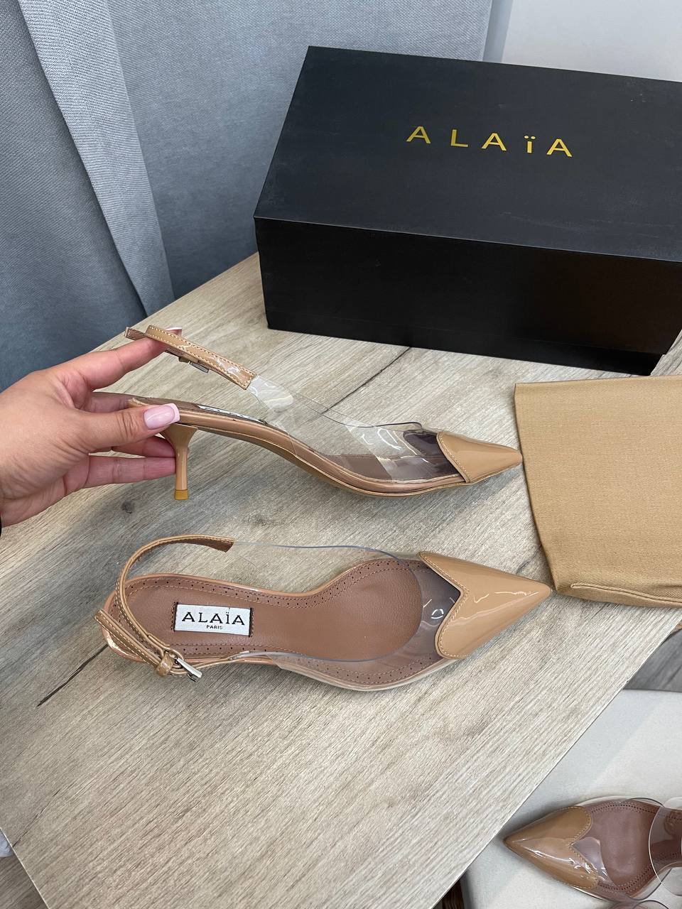 Трендовые туфли Alaia BP-48968 Трендовые туфли Alaia BP-48968