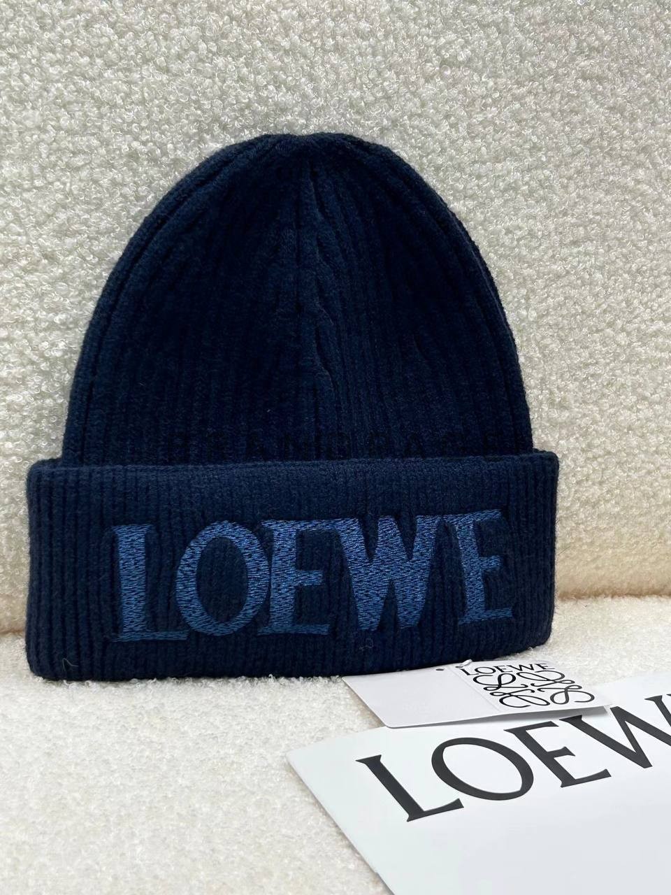 Шапка из шерсти Loewe BPLUX12428 Шапка из шерсти Loewe BPLUX12428