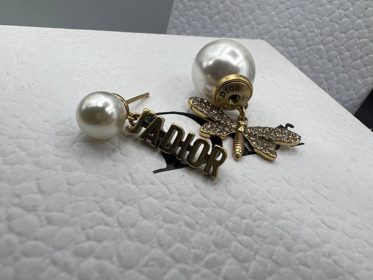 Серьги элитные Christian Dior BP-21799 Серьги элитные Christian Dior BP-21799