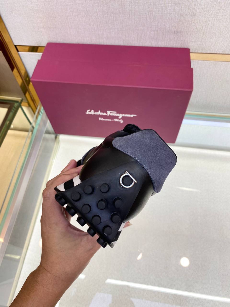 Salvatore Ferragamo мужские лимитированные кроссовки BP-24697 Salvatore Ferragamo мужские лимитированные кроссовки BP-24697