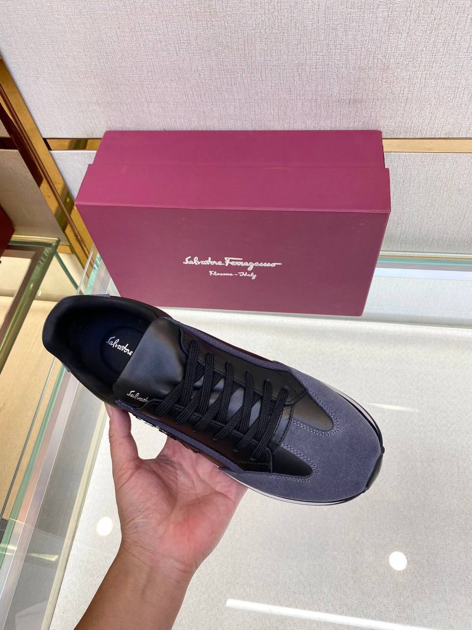 Salvatore Ferragamo мужские лимитированные кроссовки BP-24697 Salvatore Ferragamo мужские лимитированные кроссовки BP-24697