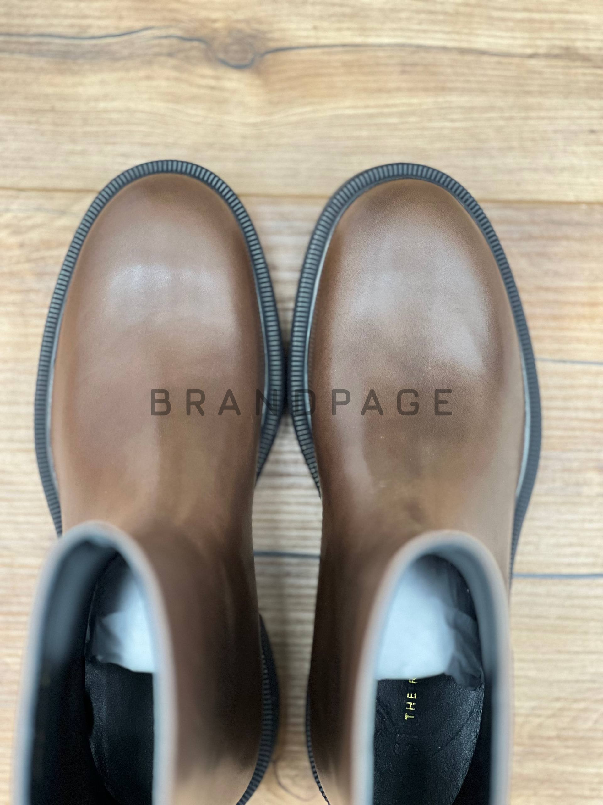 Женские кожаные сапоги The Row Nobilis Fast Женские кожаные сапоги The Row Nobilis Fast