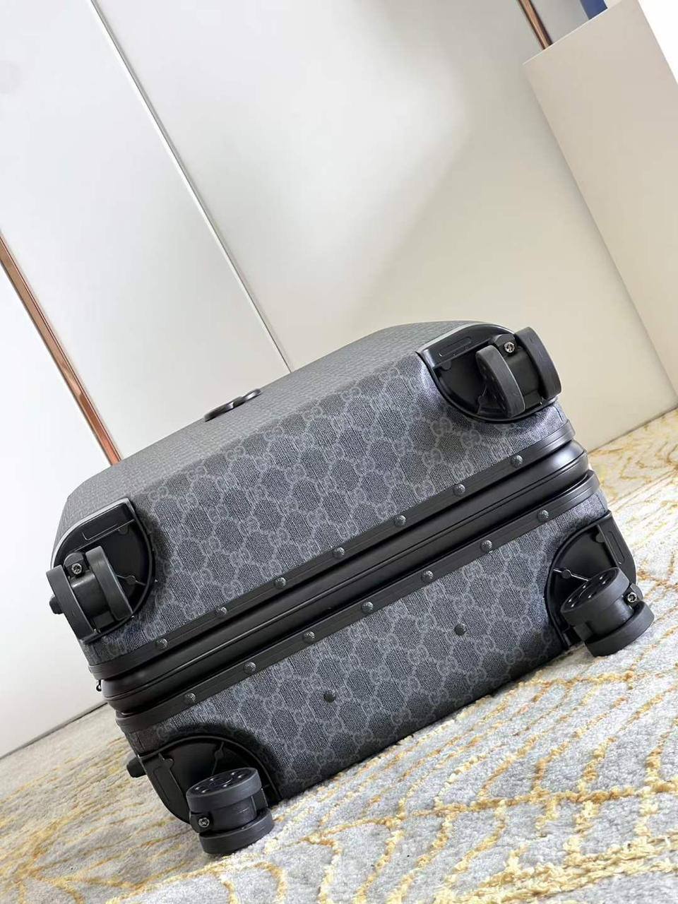 Gucci чемодан для путешествий BP-45522 Gucci чемодан для путешествий BP-45522