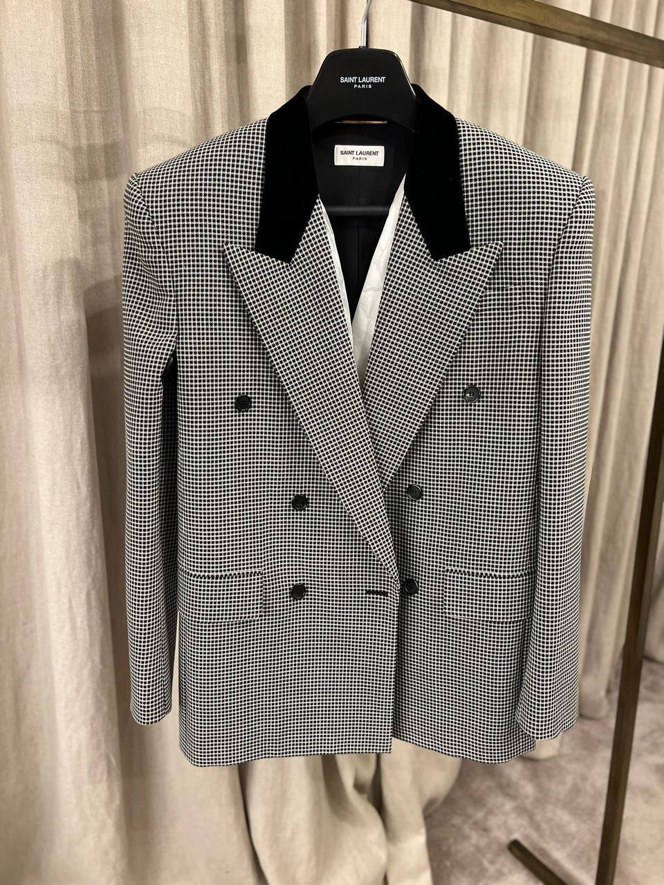 Элитный жакет Yves Saint Laurent BP-43883 Элитный жакет Yves Saint Laurent BP-43883