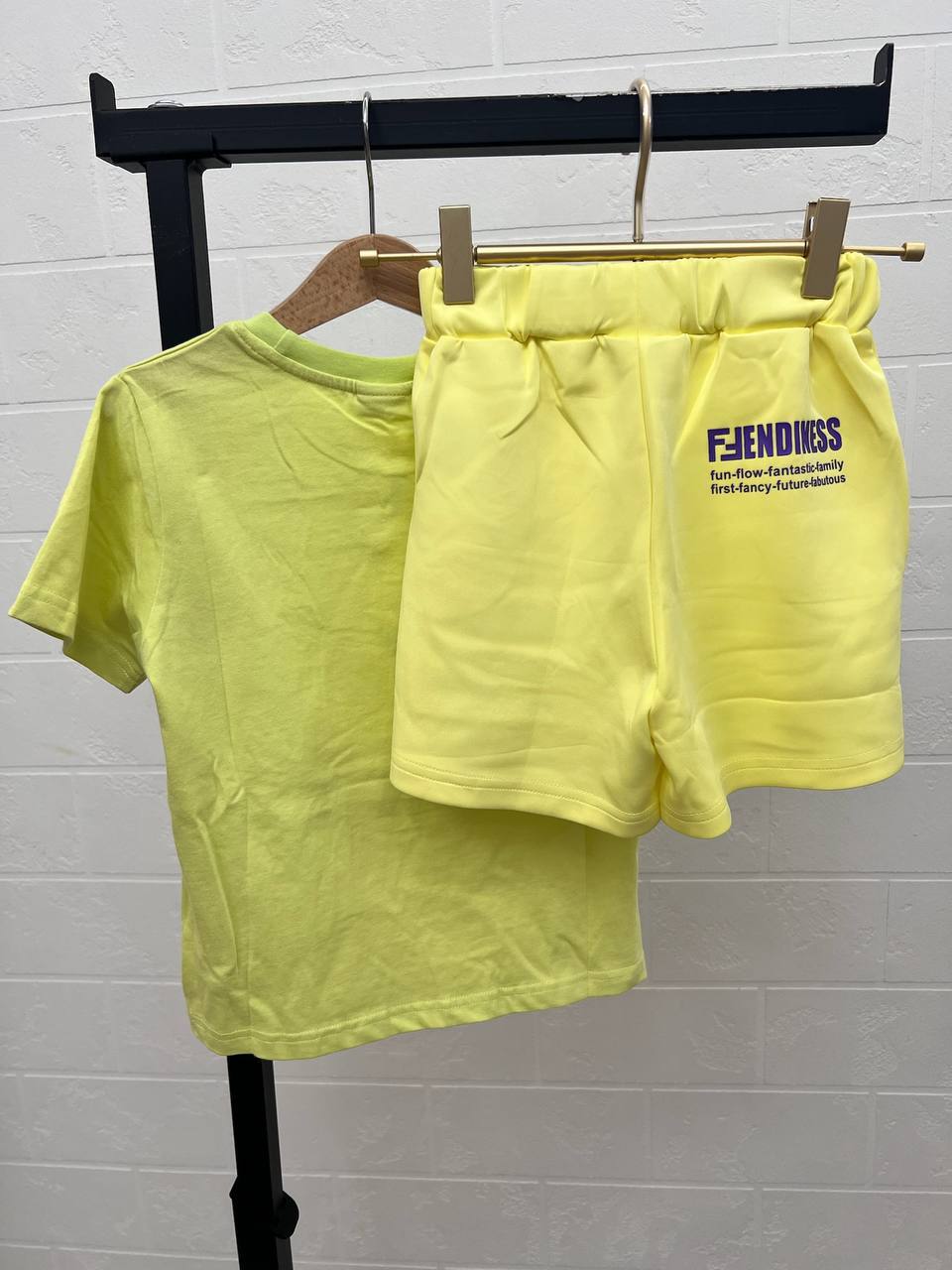 Burberry шорты BP-52425 стильные Burberry шорты BP-52425 стильные