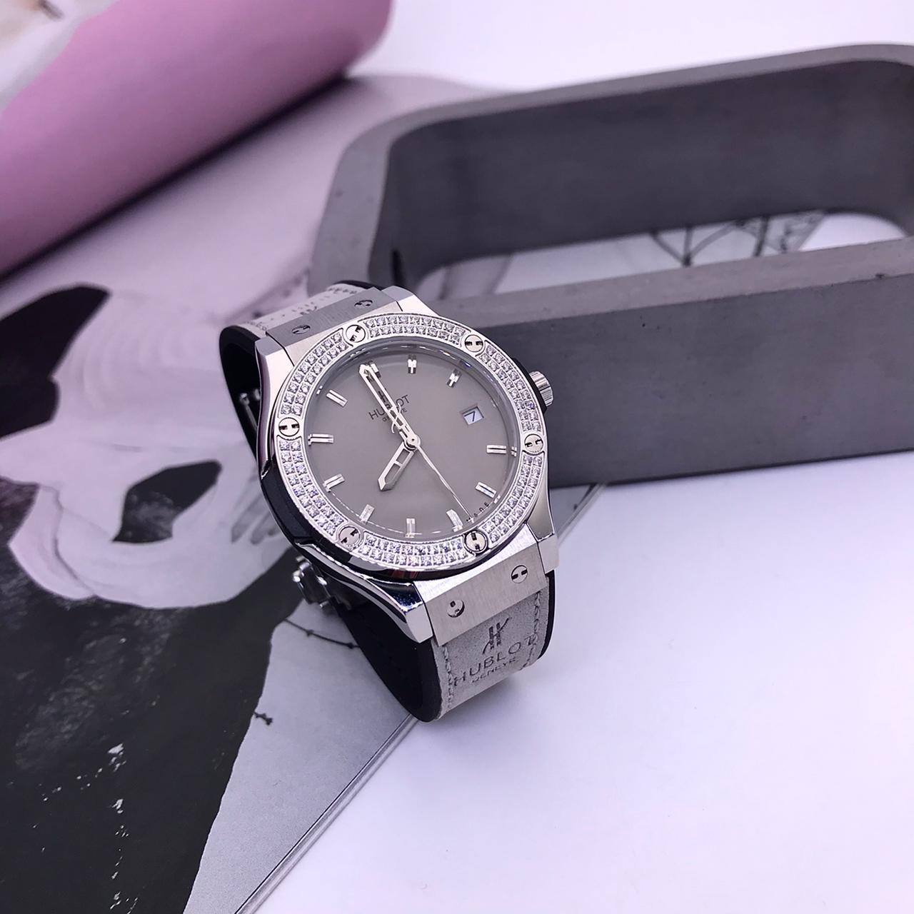 Часы премиальные Hublot BP-24179 Часы премиальные Hublot BP-24179