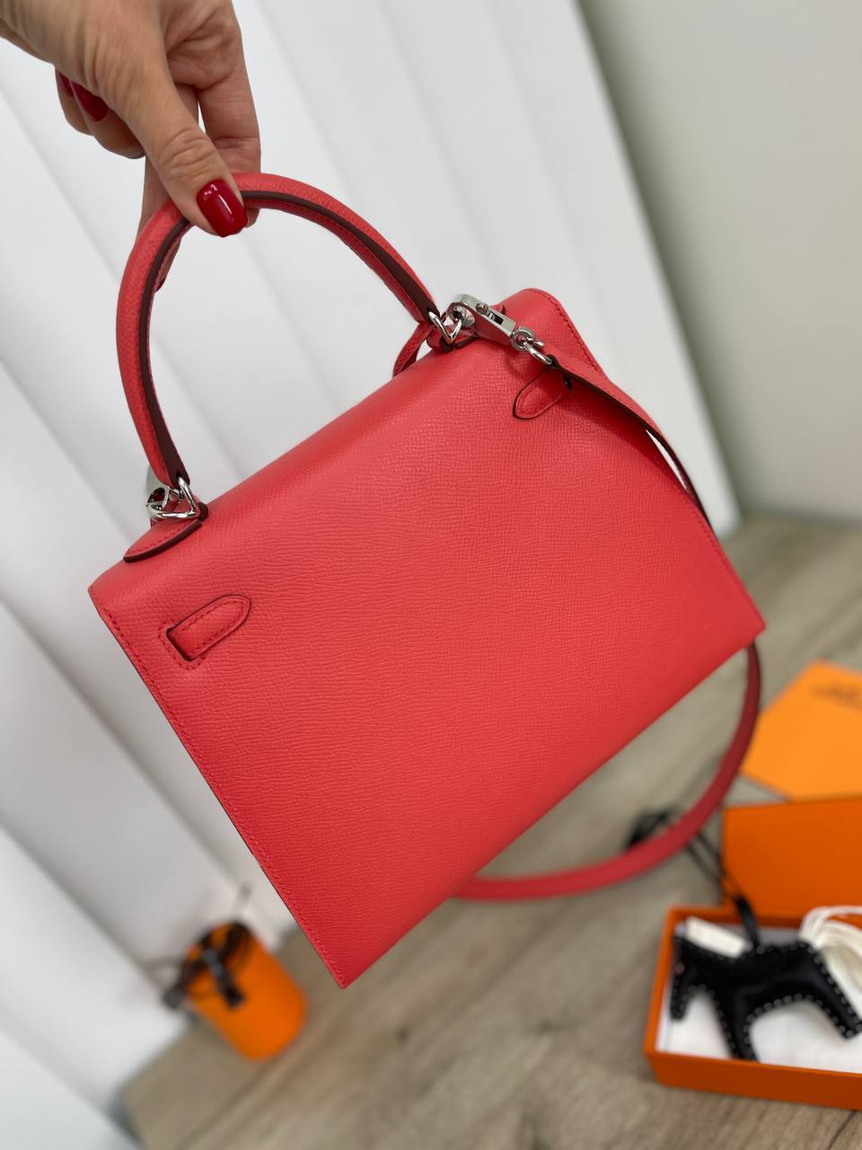 Коллекционная женская сумка Kelly, 25 Epsom Hermes BP-23262 Коллекционная женская сумка Kelly, 25 Epsom Hermes BP-23262