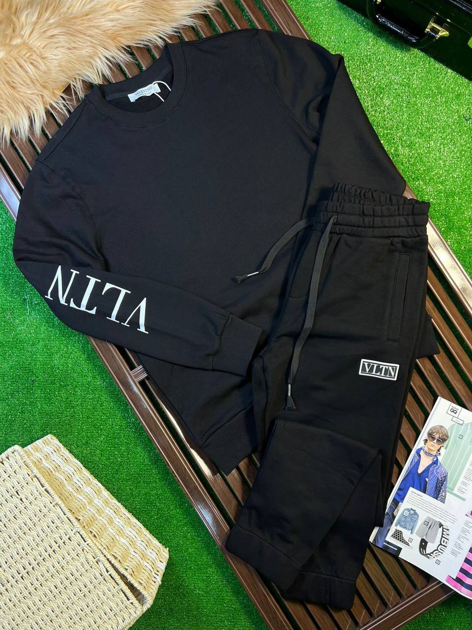 Костюм спортивный от Valentino BP-17704 Костюм спортивный от Valentino BP-17704