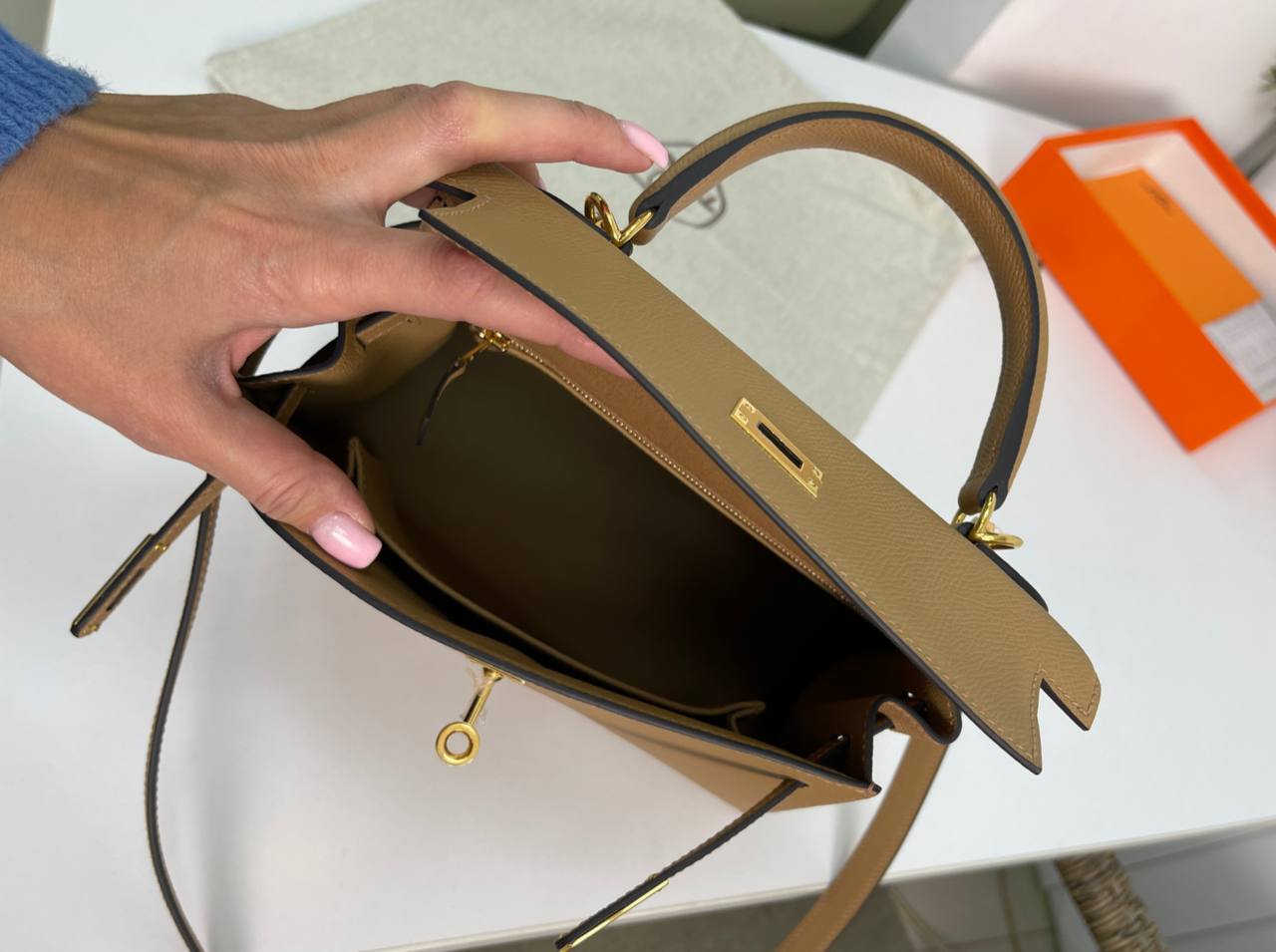 Трендовая сумка женская Kelly, 25 Epsom Hermes BP-22590 Трендовая сумка женская Kelly, 25 Epsom Hermes BP-22590