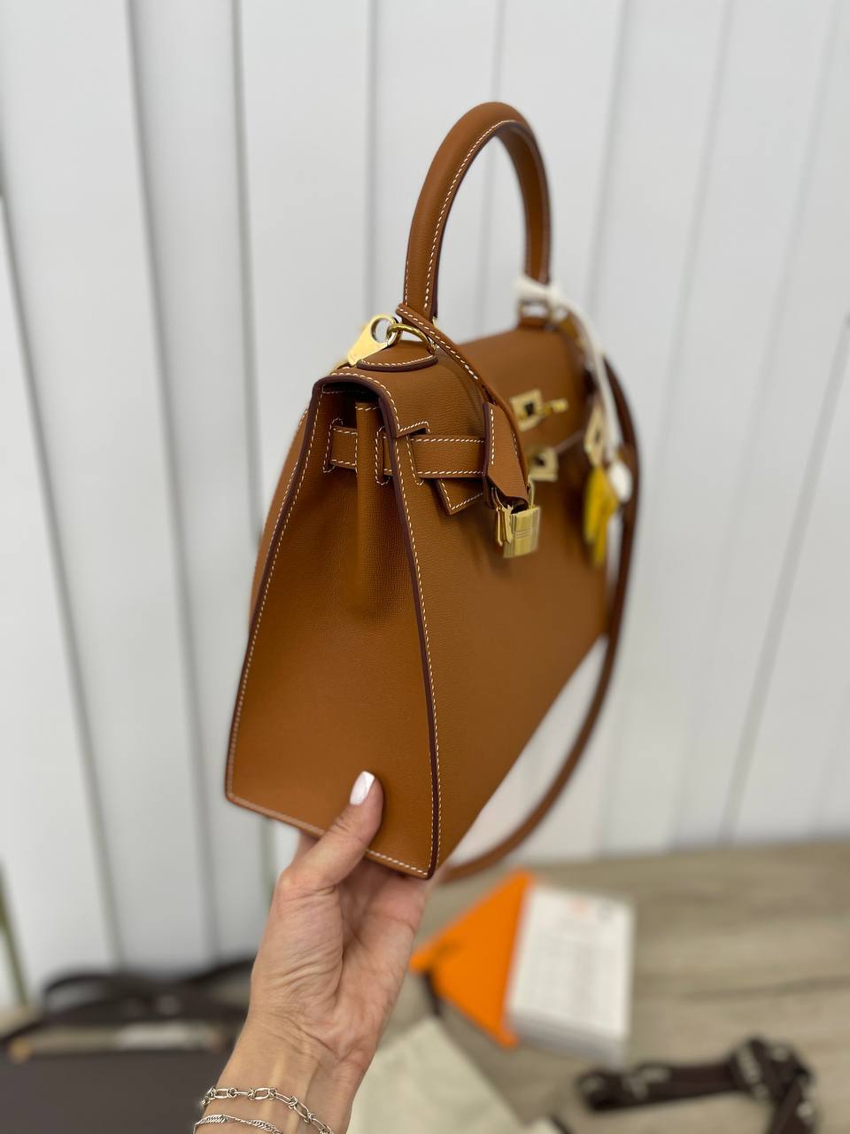 Трендовая сумка женская Kelly, 28 cm Hermes BP-13675 Трендовая сумка женская Kelly, 28 cm Hermes BP-13675