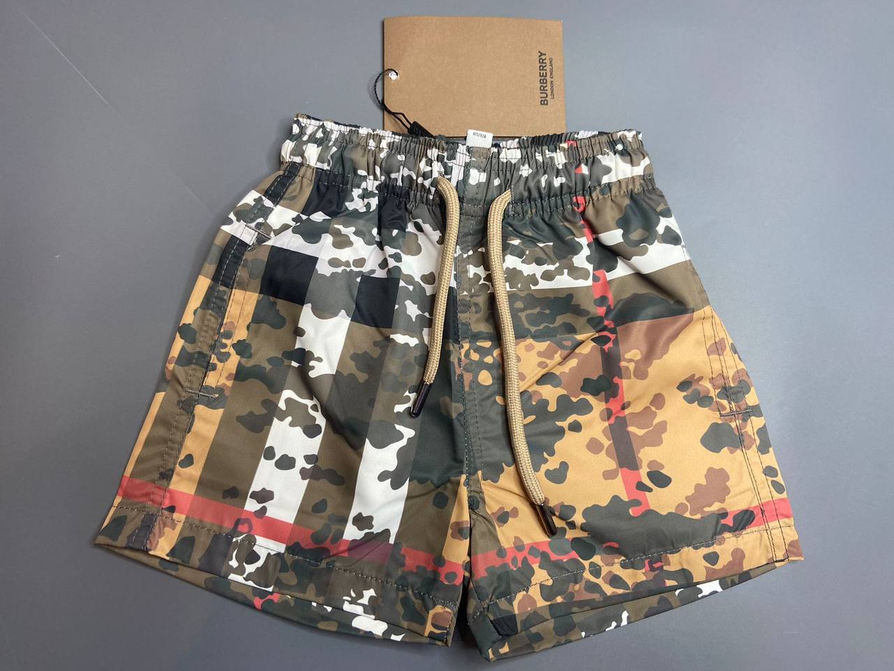 Шорты плавательные Burberry BP-50389 лимитные Шорты плавательные Burberry BP-50389 лимитные