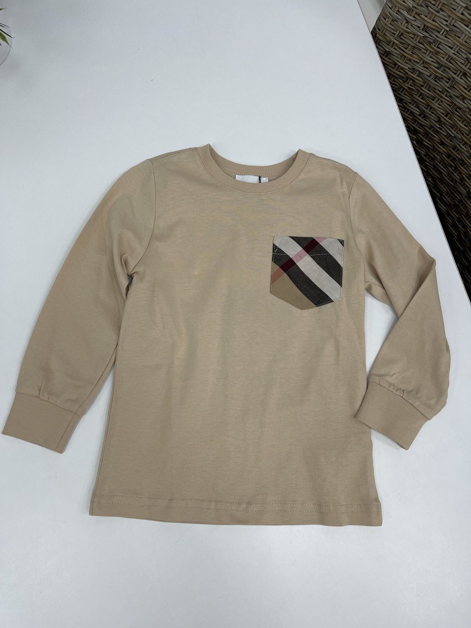 Лимитный лонгслив Burberry BP-37790 Лимитный лонгслив Burberry BP-37790