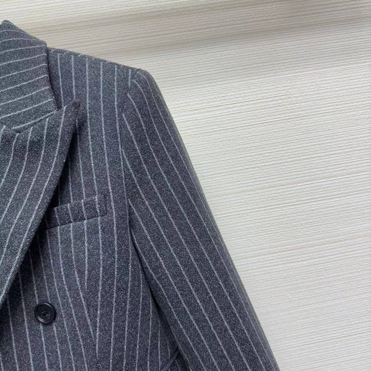 Трендовый жакет Yves Saint Laurent BP-41092 Трендовый жакет Yves Saint Laurent BP-41092