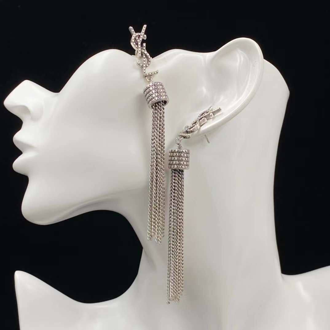 Серьги Yves Saint Laurent эксклюзивные BP-23402 Серьги Yves Saint Laurent эксклюзивные BP-23402