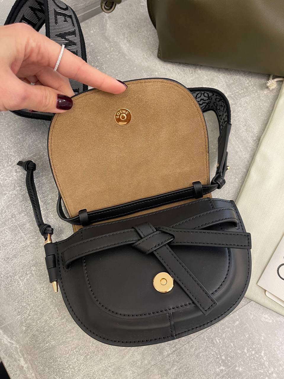 Женская сумка 18 см премиум-класса Loewe BP-42777 Женская сумка 18 см премиум-класса Loewe BP-42777