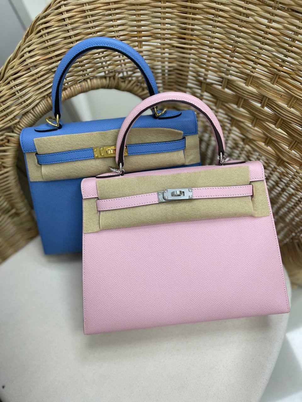 Элитная женская сумка Kelly, 25 см, PHW Hermes BP-28608 Элитная женская сумка Kelly, 25 см, PHW Hermes BP-28608