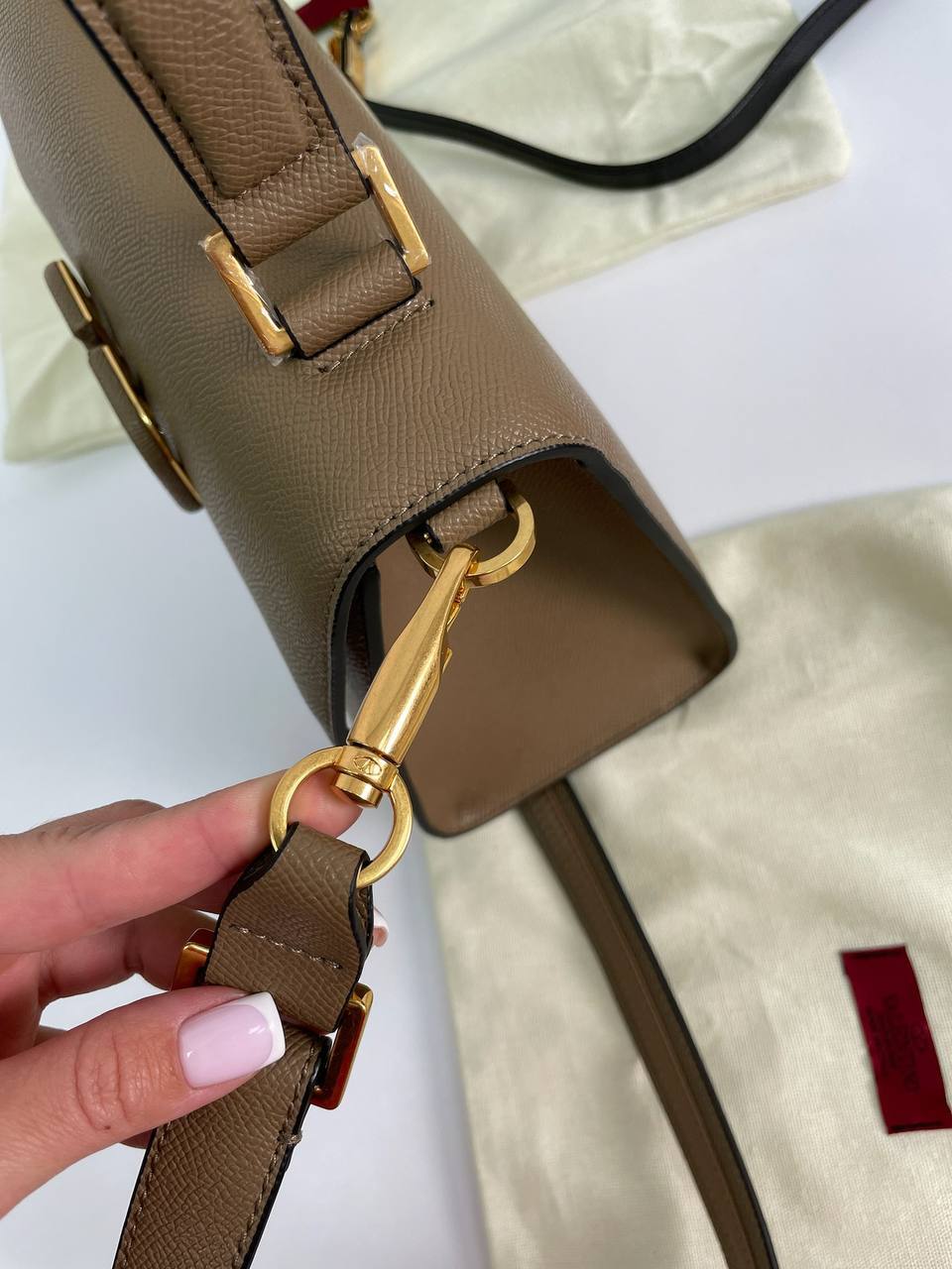 Коллекционная женская сумка коричневая 25 см Valentino BP-21057 Коллекционная женская сумка коричневая 25 см Valentino BP-21057