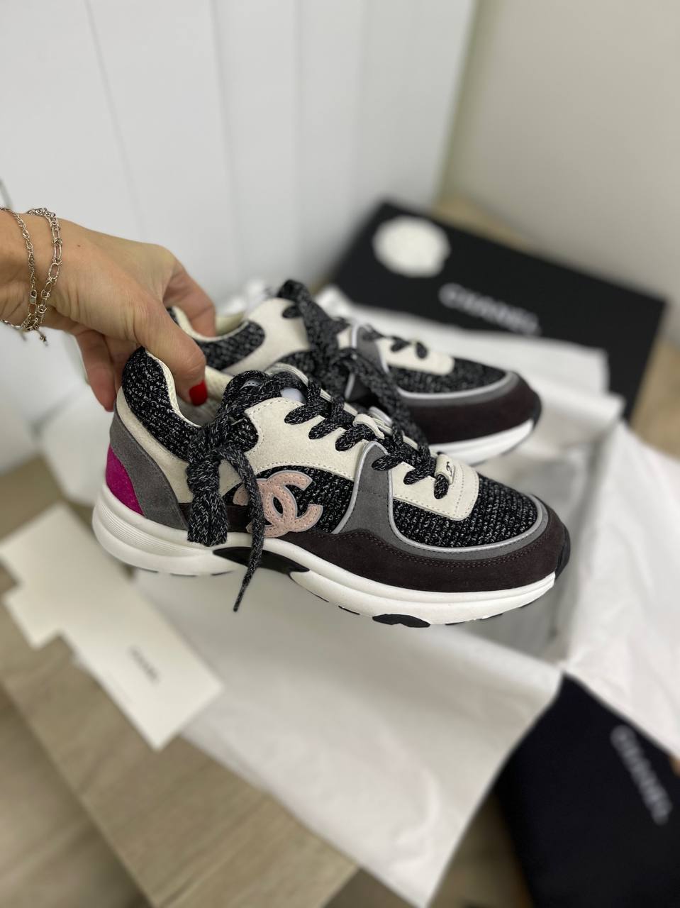 Комбинированные кроссовки Chanel BP-23724 коллекционные Комбинированные кроссовки Chanel BP-23724 коллекционные