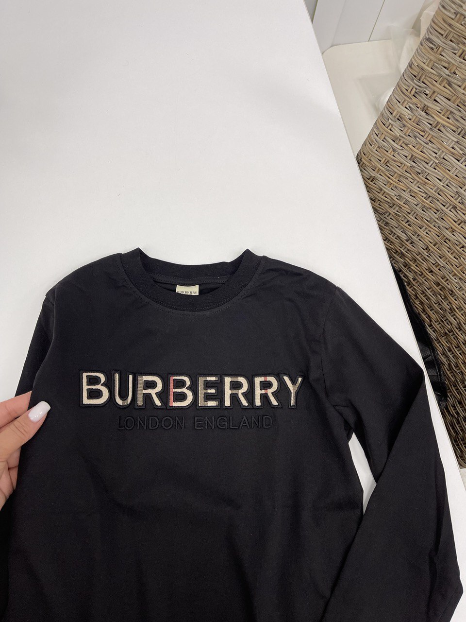 Лонгслив дизайнерский Burberry BP-37759 Лонгслив дизайнерский Burberry BP-37759