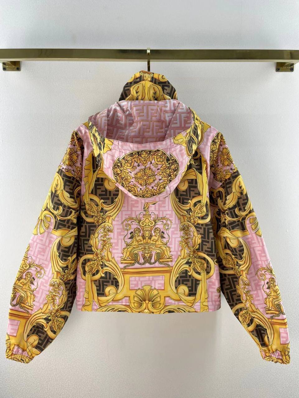 Элитный костюм Fendi BP-14572 Элитный костюм Fendi BP-14572