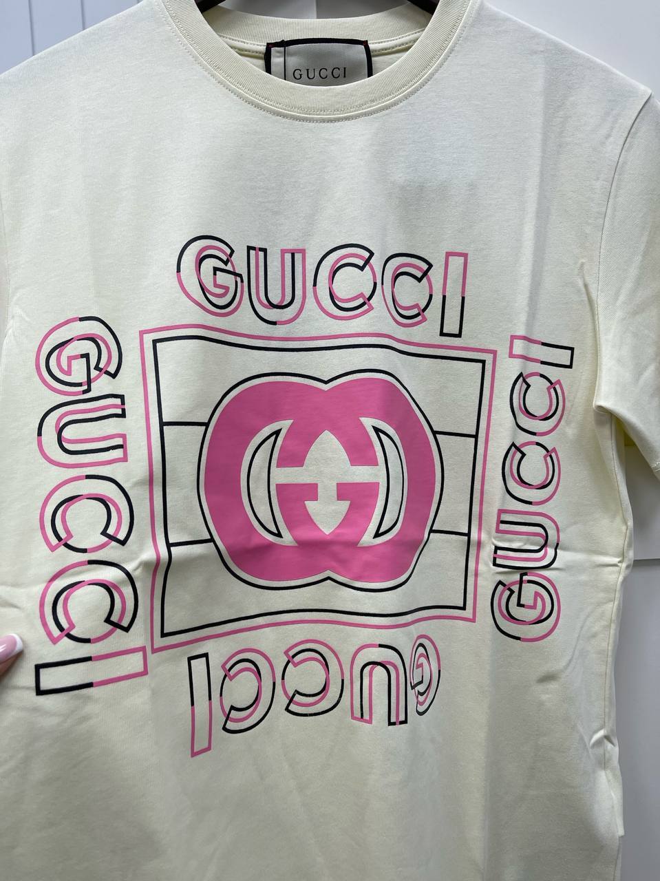 Женская футболка трендовая Gucci BP-26050 Женская футболка трендовая Gucci BP-26050