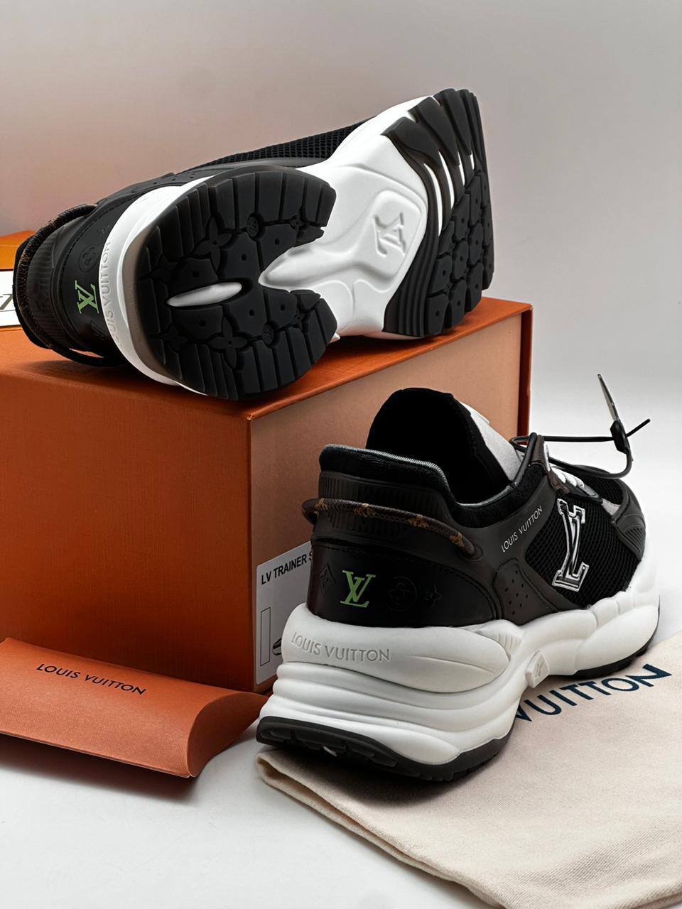 Louis Vuitton мужские кроссовки BP-38870 Louis Vuitton мужские кроссовки BP-38870