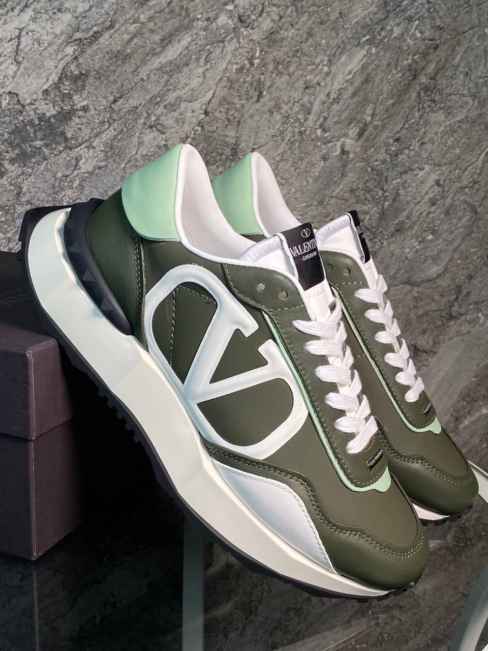 Valentino оливковые кроссовки BP-53531 Valentino оливковые кроссовки BP-53531