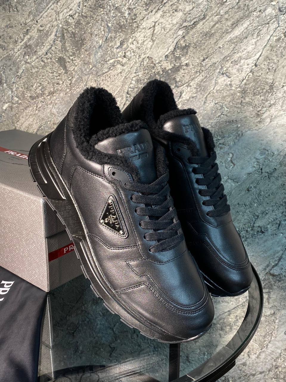 Кроссовки стильные Prada BP-42893 Кроссовки стильные Prada BP-42893