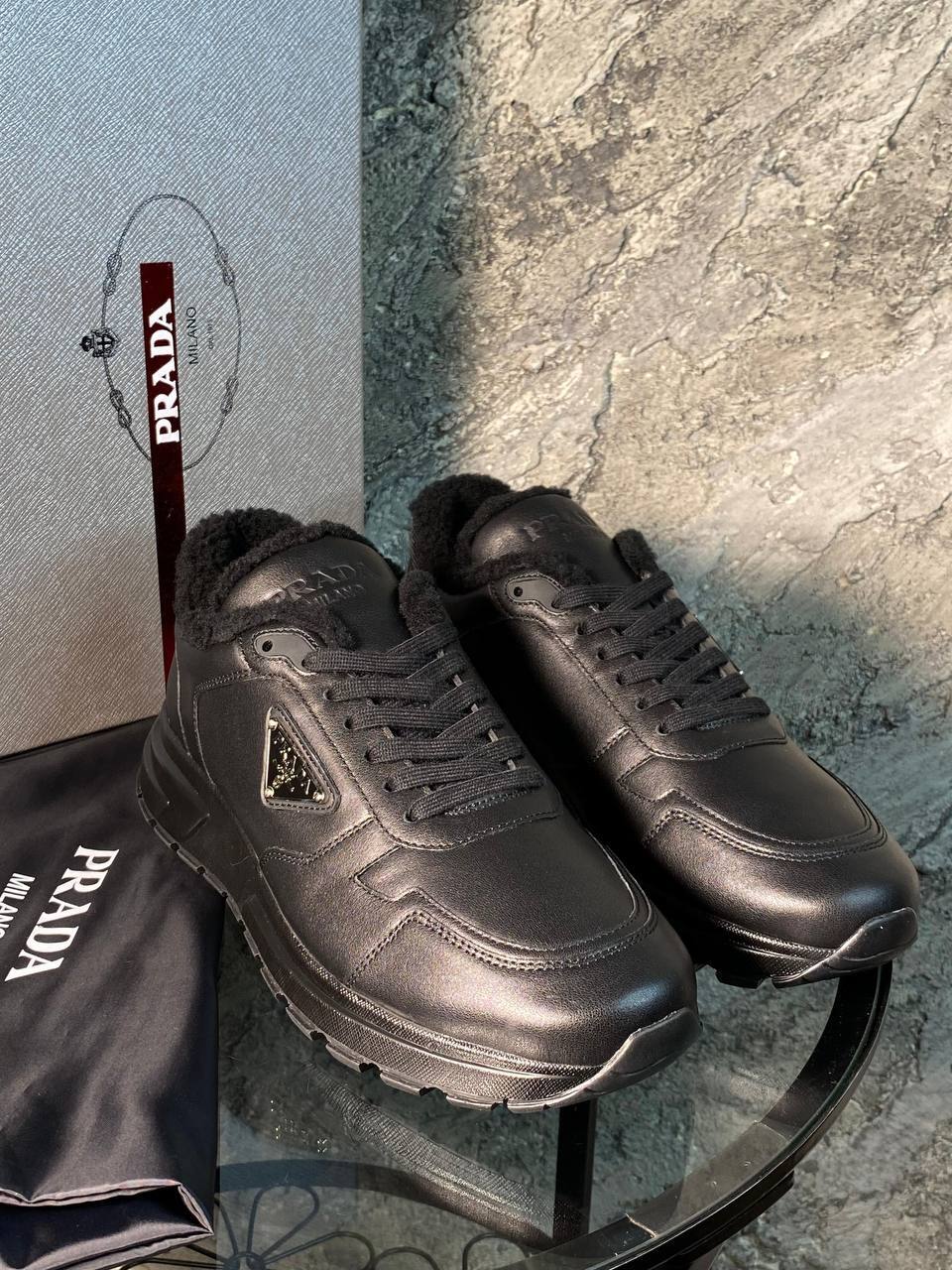 Кроссовки стильные Prada BP-42893 Кроссовки стильные Prada BP-42893